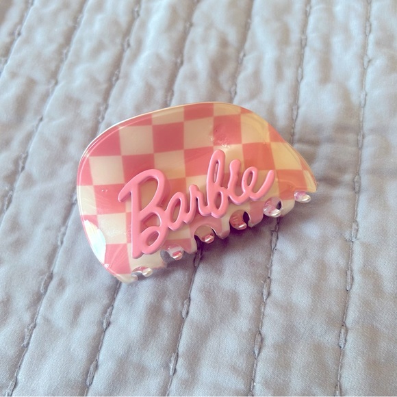 BARBIE Hair Claw Large Checkered Pink - Picture 4 of 6